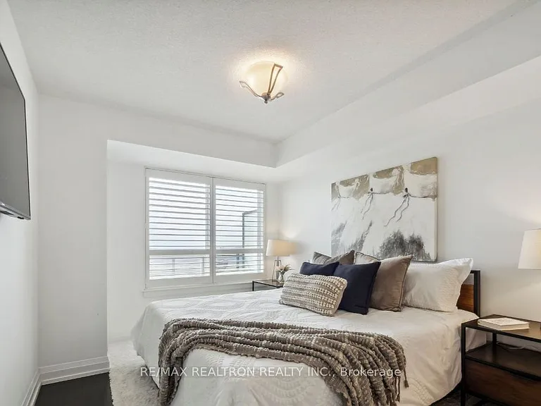 55 De Boers Dr #708 — Photo 18