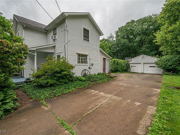 2nd image of 7807 W Lincoln St NE