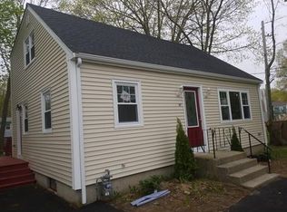87 Hill St, Brockton, MA 02302