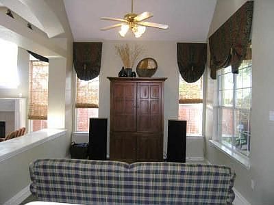 5th image of 10514 Waters Dr