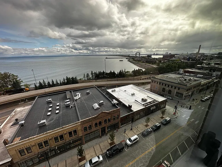 311 E Superior St #902 — Photo 40