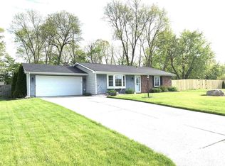 9620 Pinto Ln, Fort Wayne, IN 46804