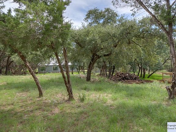 5th image of 1022 Paradise Dr