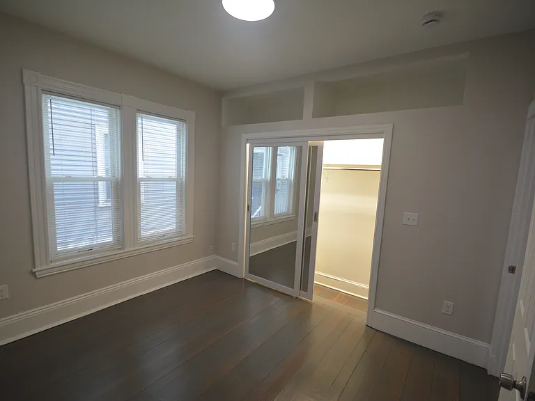 31 Claybourne St #1 — Photo 32