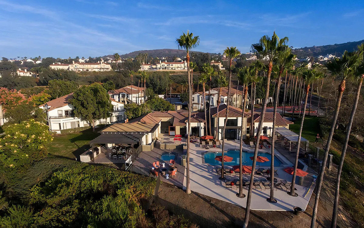 Sparkling Pool with Cabana on Surrounding Sundeck - Seacrest Apartments