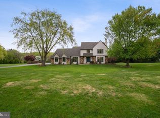 104 Valley Creek Ln, Spring City, PA 19475