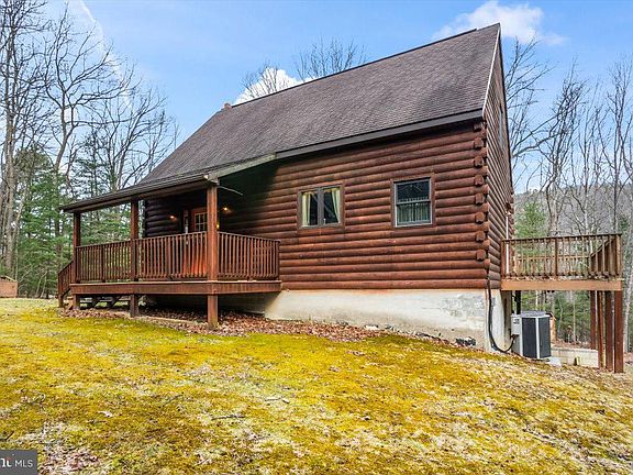 3rd image of 230 Laurel Run Rd