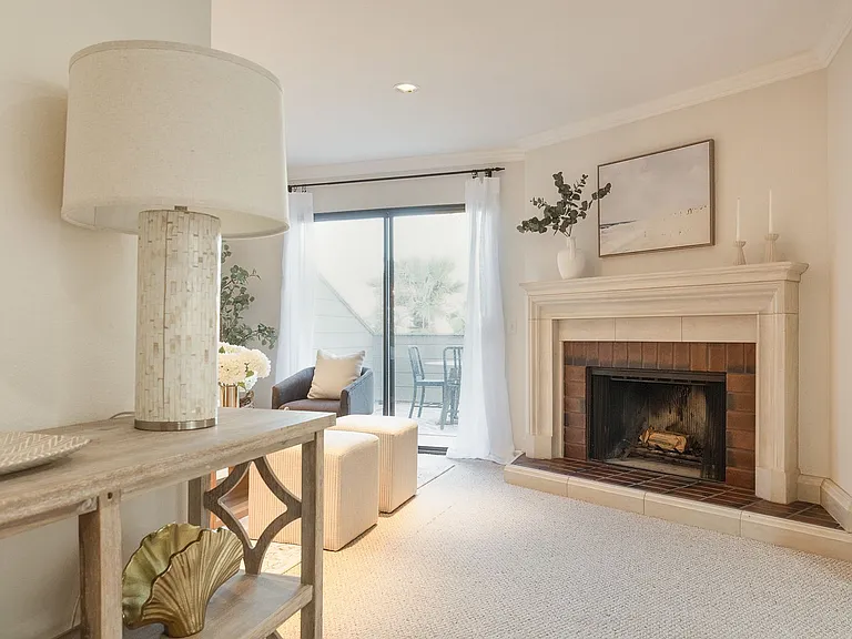 504 Ocean Ave #4 — Photo 5