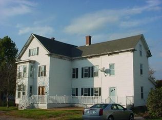 96 Pearl St, Clinton, MA 01510