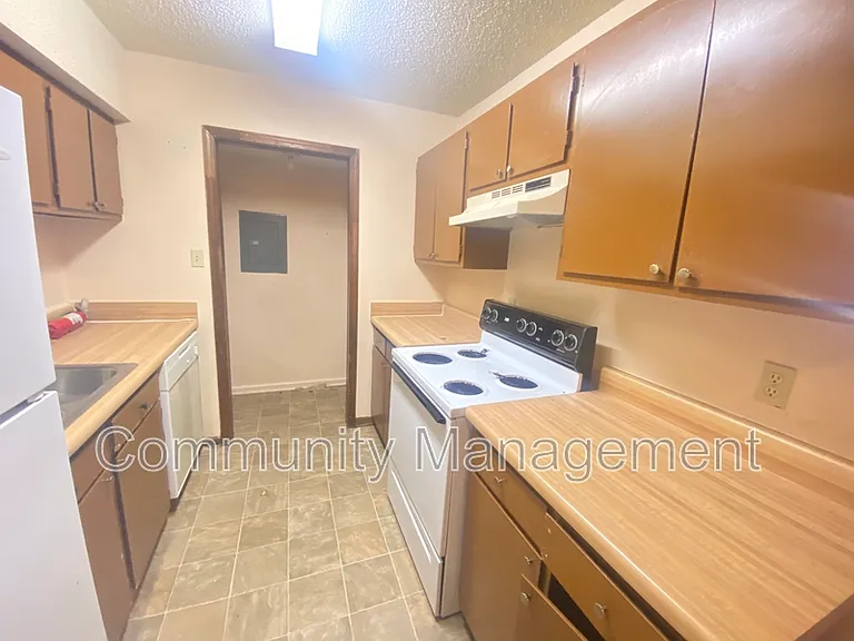 5137 Weston St #D — Photo 2