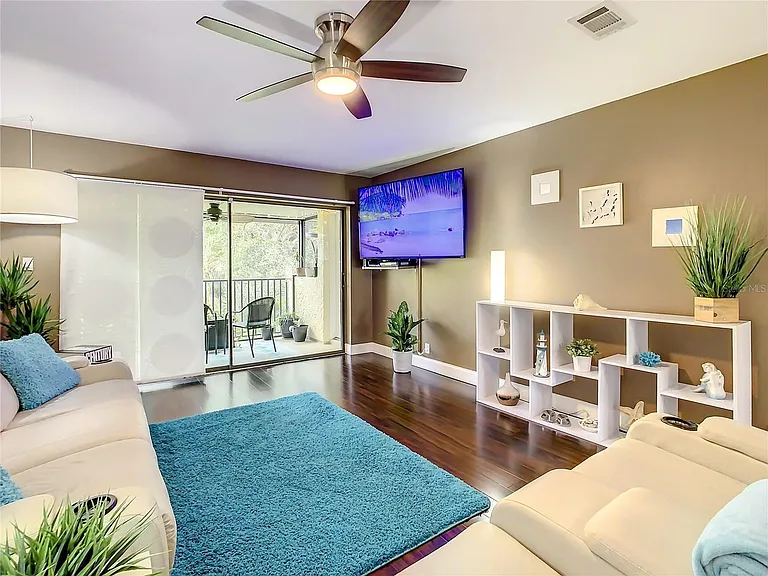 7300 Sunshine Skyway Ln S #201 — Photo 4