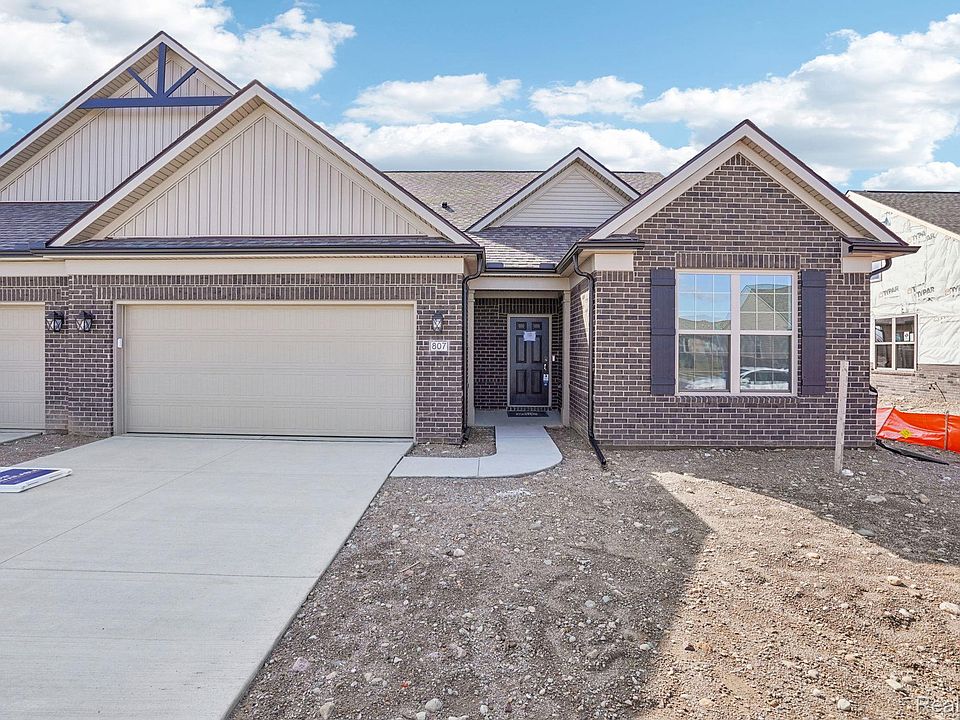 1st image of 807 Kelpie Dr