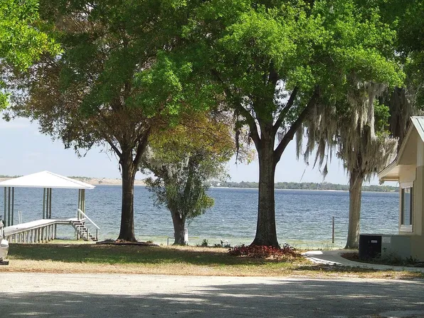 1336 Aleutian St NE, Lake Placid, FL 33852