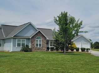 130 Cantrell Rd, Bulls Gap, TN 37711