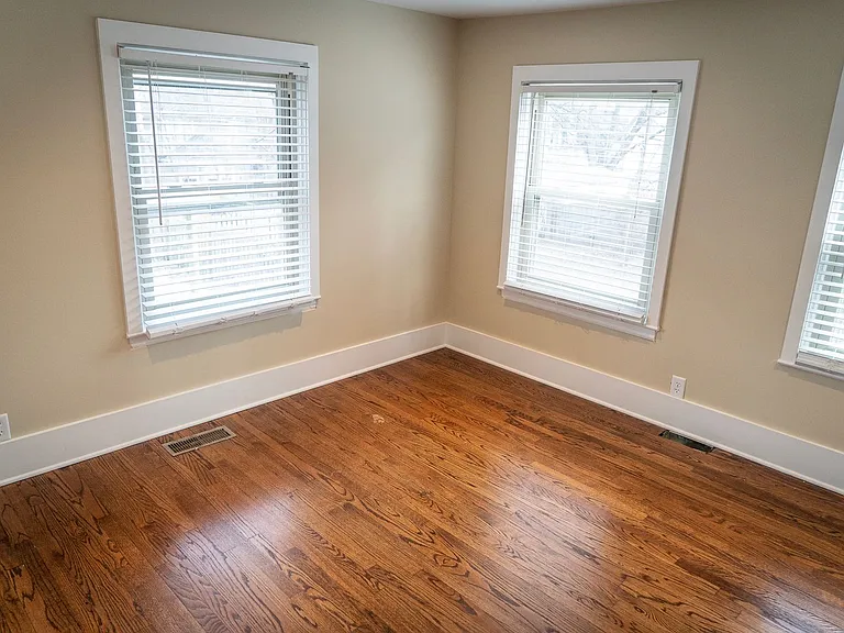 5125 Walnut St — Photo 6