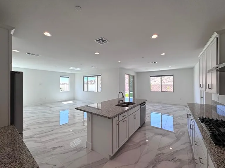 25061 River Peak Dr — Photo 22
