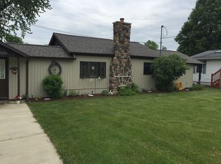 279 Lakeside Dr, Quincy, MI 49082