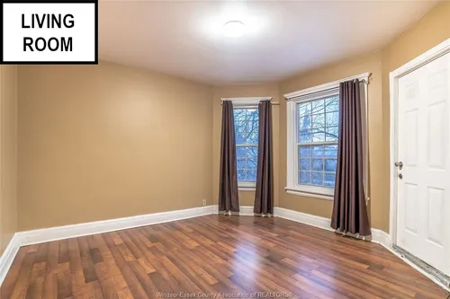 728 Victoria Ave Photo 1