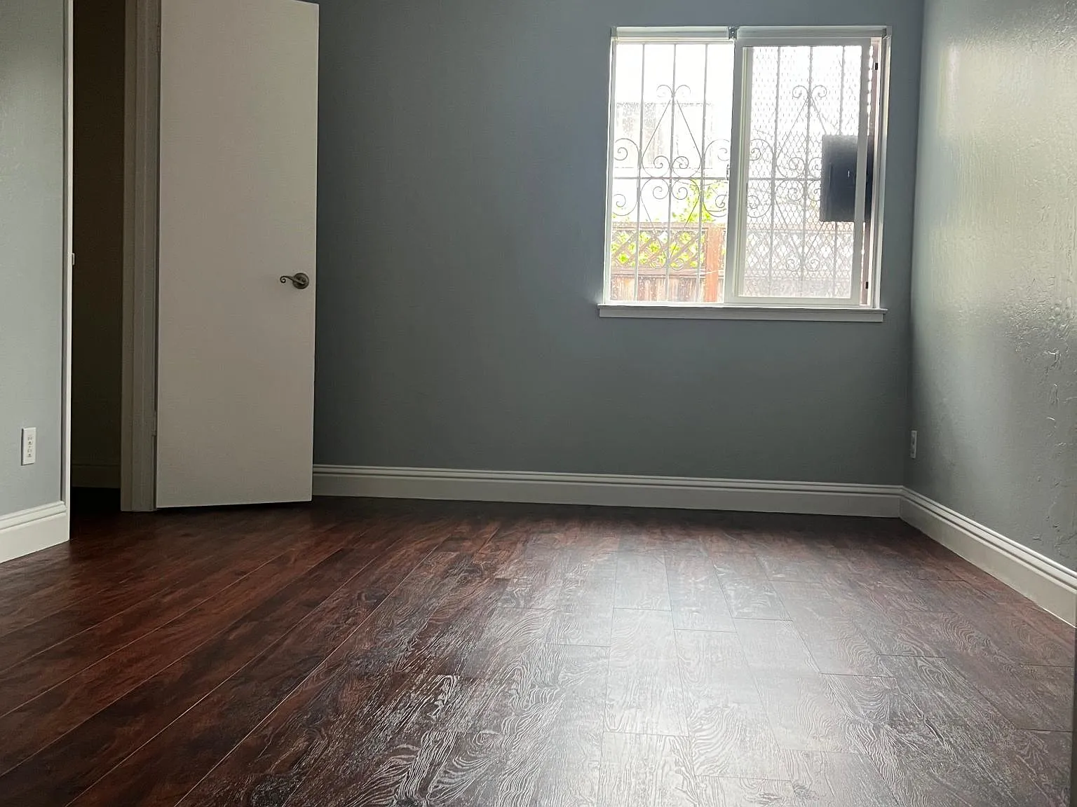 277 Carlton Ave — Photo 3