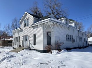 433 N 3rd St, Lander, WY 82520