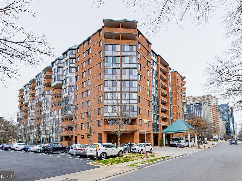 1st image of 1001 N Randolph St APT 814
