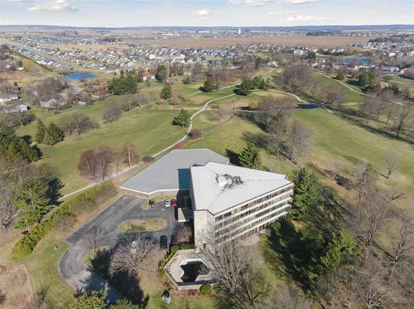 820 Club House Rd Unit 3F, North Liberty, IA 52317