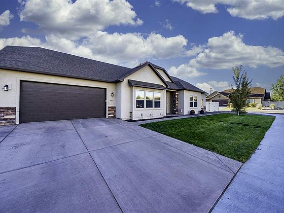 2nd image of 645 Bradford Dr