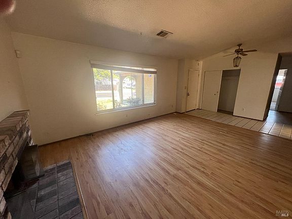 4th image of 100 Caldwell Drive