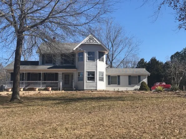 9360 Ashbrook Farms Rd, Hillsboro, MO 63050