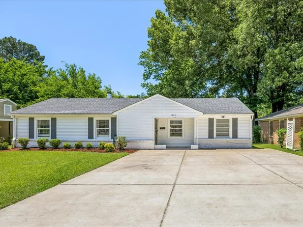 1223 S Perkins Rd, Memphis, TN 38117