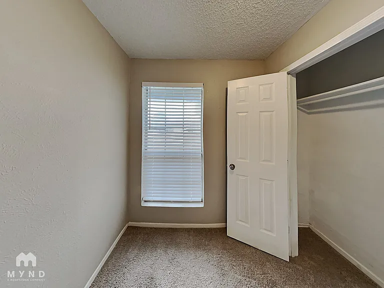 7417 Shadow Bend Dr — Photo 19