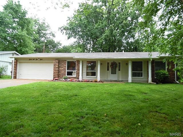 1st image of 4933 Brockwood Dr