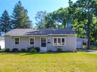 90 Pontiac St, Webster, NY 14580