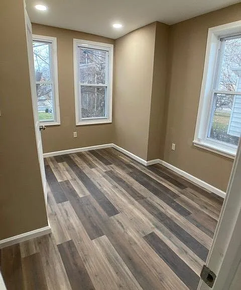 758 N Dekalb St — Photo 16