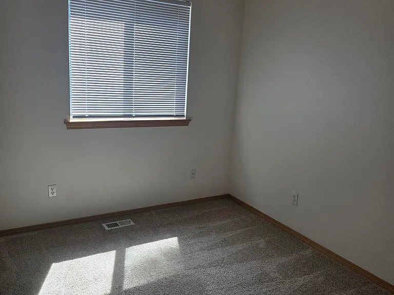 5427 Rainier Dr E #A — Photo 10
