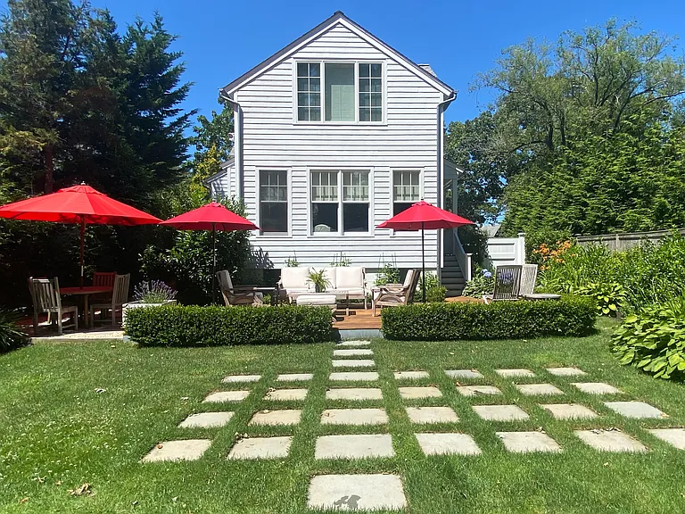 32 Franklin Ave — Photo 18