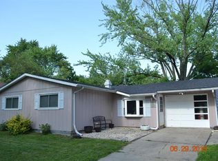 6965 Van Buren St, Merrillville, IN 46410