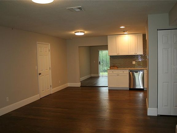 4th image of 14506 Hertha Ave