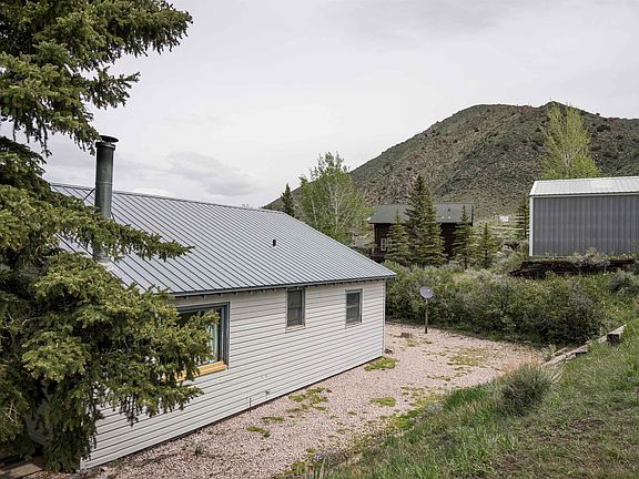 5th image of 13 Deer Rd