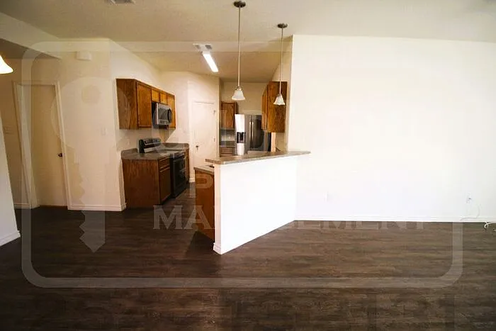 907 Lasso Dr #A — Photo 5