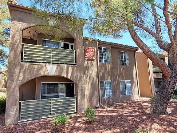 2nd image of 7720 Secret Shore Dr Unit 101