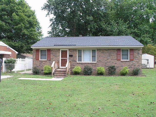 1st image of 822 Virginia St