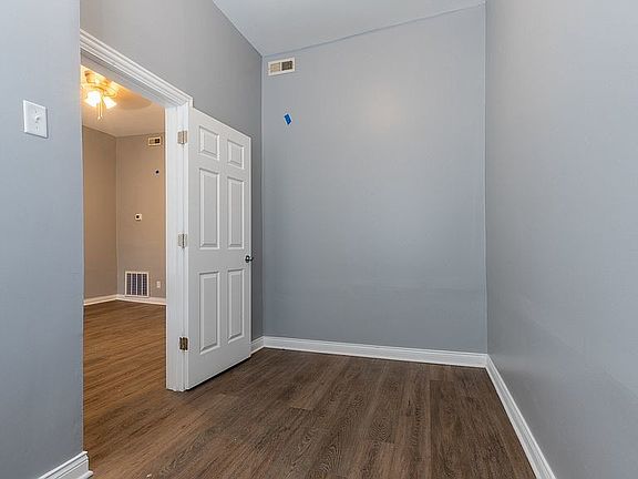 5th image of 1432 N Western Ave APT 2F