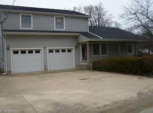 4713 Church St, Conneaut, OH 44030