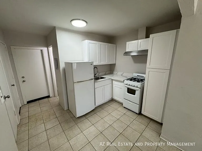 1405 W Clarendon Ave #2 — Photo 13