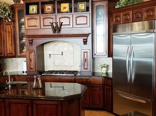 608 Deckhouse Dr, Lago Vista, TX 78645