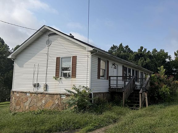 2nd image of 277 Jefferson Ave
