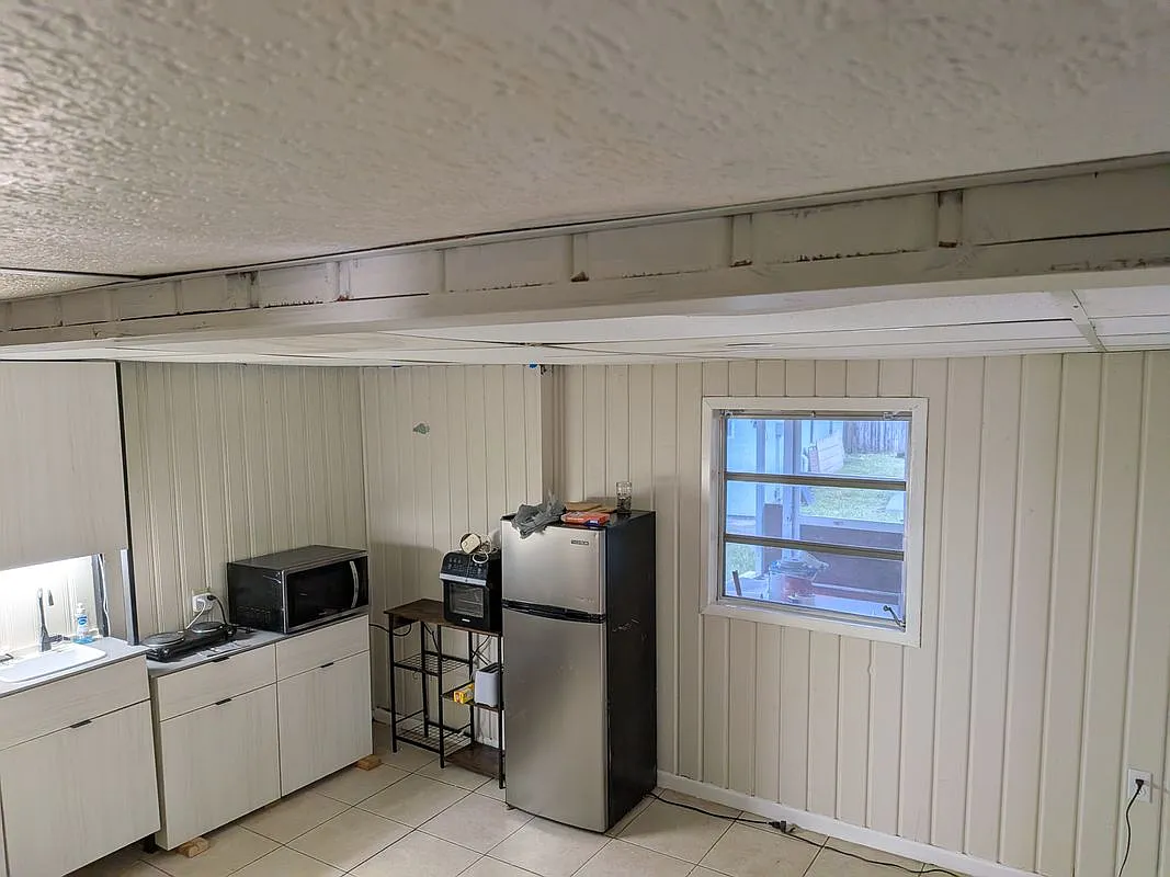1 bed, 1.0 bath, 500 sqft, $1,100 — Photo 2