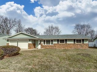 5002 Maple Terrace Pkwy, Fort Wayne, IN 46835