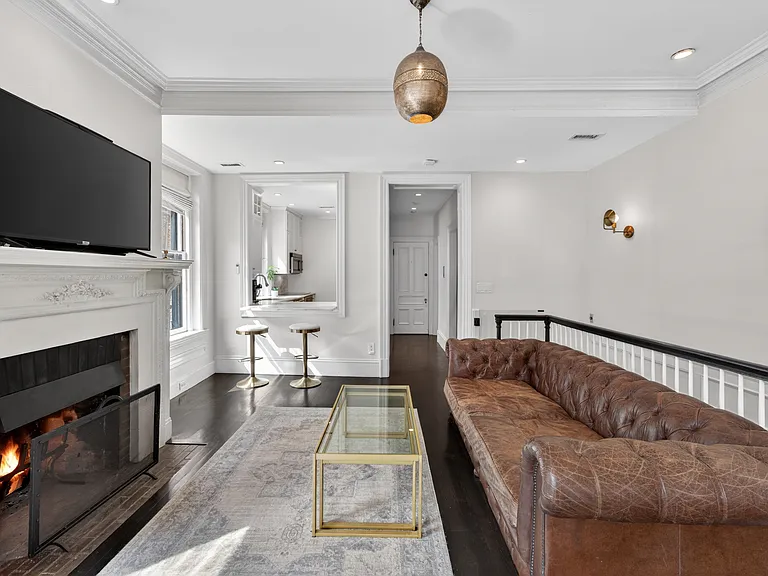 12 Hereford St #2 — Photo 9
